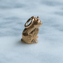 Load image into Gallery viewer, Vintage Sitting Cat Charm (2.9 grams)