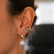 Load image into Gallery viewer, Vintage 9K White Gold Huggy Earrings