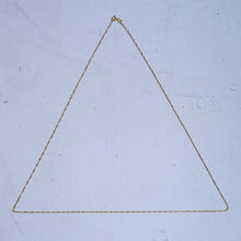 Load image into Gallery viewer, Vintage Italian 24.5 Inch Singapore Chain