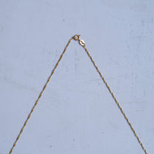 Load image into Gallery viewer, Vintage Italian 24.5 Inch Singapore Chain