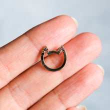 Load image into Gallery viewer, 18K Yellow Gold Eye of the Cat Connector with Gemstone Amethyst Ear Tips