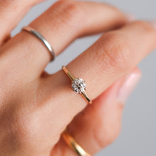 Load image into Gallery viewer, 14K Yellow Gold Diamond Solitaire Ring