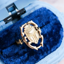 Load image into Gallery viewer, Vintage Egyptian Scarab Ring with Ankh Shoulders