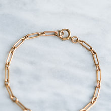 Load image into Gallery viewer, Vintage 19cm / 7.5 inch Paperclip Bracelet