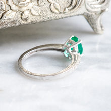 Load image into Gallery viewer, Vintage Oval Emerald and Diamond Ring
