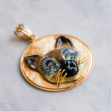 Load image into Gallery viewer, Vintage 14K Gold 3D Enamel Siamese Cat Pendant