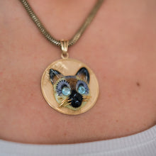 Load image into Gallery viewer, Vintage 14K Gold 3D Enamel Siamese Cat Pendant