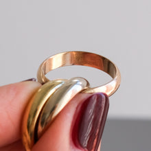 Load image into Gallery viewer, Vintage Estate 18K Gold Cartier Trinity Ring