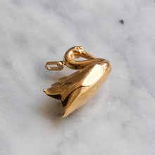 Load image into Gallery viewer, Vintage Graceful Swan Pendant