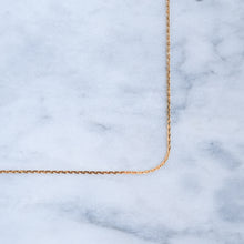 Load image into Gallery viewer, Vintage 18 Inch Wheat-Link Chain