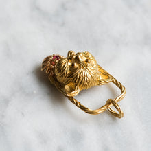 Load image into Gallery viewer, Retro 18K Yellow Gold Ruby Cat Pendant