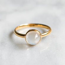 Load image into Gallery viewer, Antique Edwardian 18K Yellow Gold Moonstone Ring
