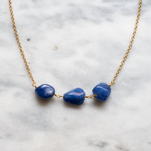 Load image into Gallery viewer, Vintage 18K Yellow Gold 3-Stone Sapphire Necklace