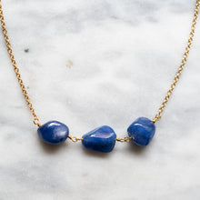 Load image into Gallery viewer, Vintage 18K Yellow Gold 3-Stone Sapphire Necklace