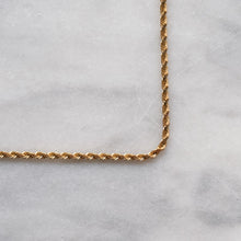 Load image into Gallery viewer, Vintage 14 inch 14K Yellow Gold Rope Necklace