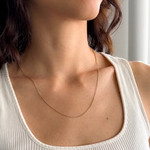 Load image into Gallery viewer, Vintage 20.5 inch 14K Yellow Gold Cable-Link Chain, 3.18g