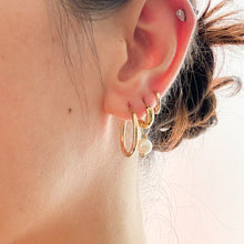 Load image into Gallery viewer, 9K Yellow Gold Round Hoop Earrings by UnoAErre