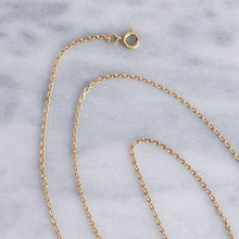 Load image into Gallery viewer, Vintage 19.5 inch 14K Yellow Gold Cable-Link Chain, 4.17g