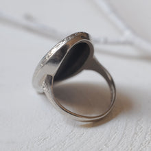 Load image into Gallery viewer, Art Deco 14K White Gold Onyx Ring Size US 3.75 / UK H