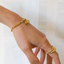 Load image into Gallery viewer, Vintage 14K Yellow Gold Top Hat Charm