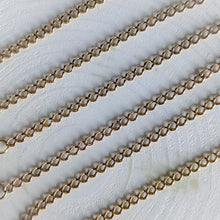 Load image into Gallery viewer, 6.5 inch | 16.5 cm 18k Rose Gold Dainty Curb-Link Black Smiley Bracelet