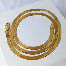 Load image into Gallery viewer, 18 inch 14K Yellow Gold 4mm Herringbone Chain