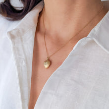 Load image into Gallery viewer, 16.5 inches 14K Yellow Gold Dainty Twist Rope Chain