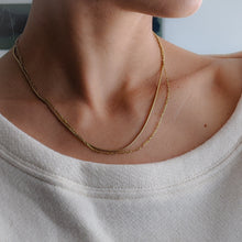 Load image into Gallery viewer, 18.25 inch 14K Yellow Gold Delicate Paperclip Chain