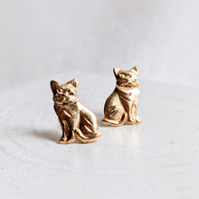 Load image into Gallery viewer, 14k Yellow Gold Cat Earrings