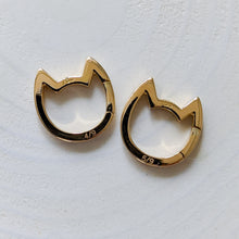 Load image into Gallery viewer, Edition 5 of 9: 18K Yellow Gold Eye of the Cat Mid-Century Diamond Charm Enhancer