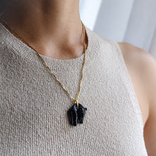 Load image into Gallery viewer, 18K Yellow Gold Onyx Panther Pendant