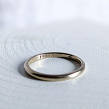Load image into Gallery viewer, 14K White Gold Coronation Stacking Band Size US 7.5 / O.5