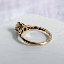 Load image into Gallery viewer, 10K Yellow Gold Cultured Pearl Ring Size US 5 / UK J.5