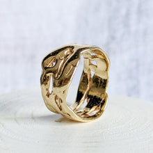 Load image into Gallery viewer, 14K Yellow Gold Openwork Band Size US 8.5 / UK Q.5