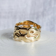 Load image into Gallery viewer, 14K Yellow Gold Openwork Band Size US 8.5 / UK Q.5