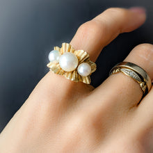 Load image into Gallery viewer, Vintage 14K Yellow Gold 3 Pearl Ring US 3.75 / UK H