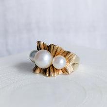 Load image into Gallery viewer, Vintage 14K Yellow Gold 3 Pearl Ring US 3.75 / UK H