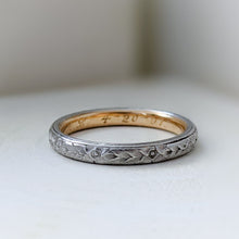 Load image into Gallery viewer, Antique Platinum 14K Yellow Gold Orange Blossom Etched Ring Size US 6 / UK M