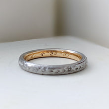 Load image into Gallery viewer, Antique Platinum 14K Yellow Gold Orange Blossom Etched Ring Size US 6 / UK M