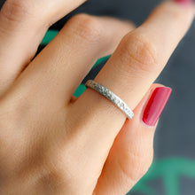 Load image into Gallery viewer, Antique Platinum 14K Yellow Gold Orange Blossom Etched Ring Size US 6 / UK M