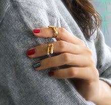 Load image into Gallery viewer, 18K Rose Gold Multi Band Pearl Ring Size US 4.5 / UK I.5