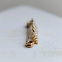 Load image into Gallery viewer, Victorian 14K Yellow Gold Seed Pearl Baby Brooch