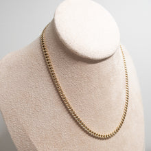 Load image into Gallery viewer, 1920s 15 Inch 14K Yellow Gold Curb-Link Chain