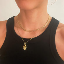 Load image into Gallery viewer, 1920s 15 Inch 14K Yellow Gold Curb-Link Chain