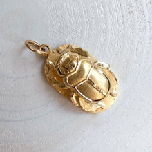 Load image into Gallery viewer, 18K Yellow Gold Scarab Beetle Pendant