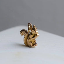 Load image into Gallery viewer, Vintage 9K Yellow Gold Squirrel Charm