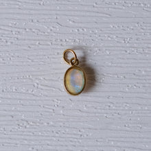 Load image into Gallery viewer, 18K Yellow Gold Violet Opal Charm