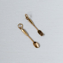 Load image into Gallery viewer, 9K Yellow Gold Fork Charm