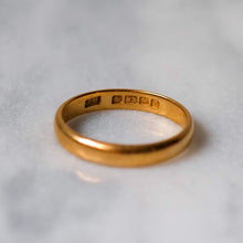 Load image into Gallery viewer, Antique 22K Yellow Gold Band Size US 6.5