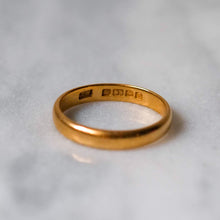 Load image into Gallery viewer, Antique 22K Yellow Gold Band Size US 6.5
